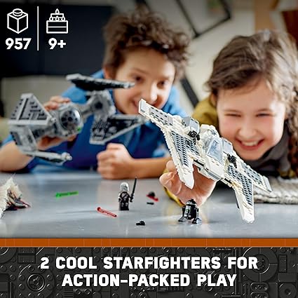 2 cool starfighters for action-packed play
