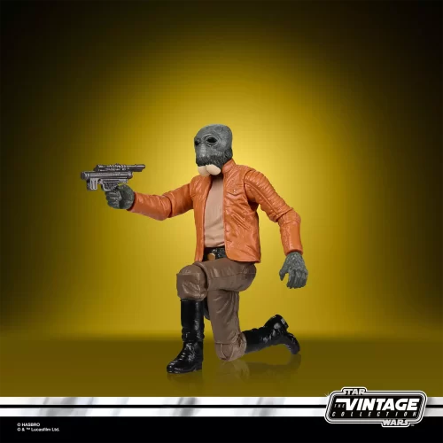 Hasbro Star Wars The Vintage Collection Ponda Baba kneeling while aiming blaster.