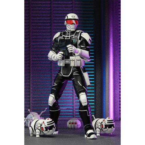 NECA TMNT Last Ronin Synja Commando in hip fire pose.