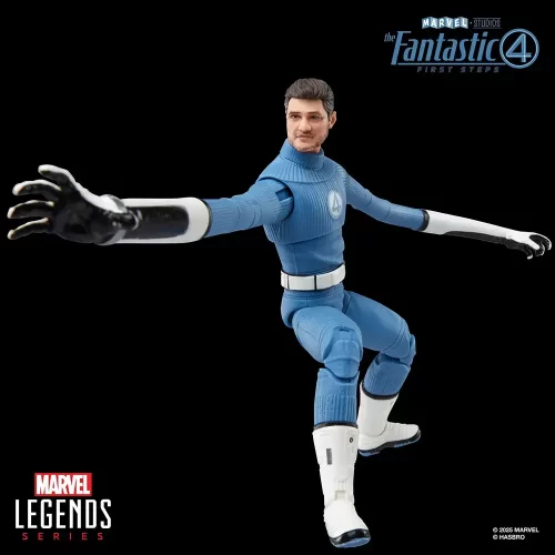Hasbro Marvel Legends Mr Fantastic (Fantastic Four First Steps) reaching pose.