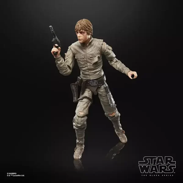 Hasbro Star Wars The Black Series Darth Vader & Luke Skywalker. Luke holding blaster.