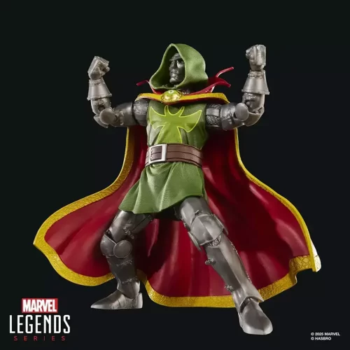 Marvel Legends Fantastic Four Emperor Doom - Image 4